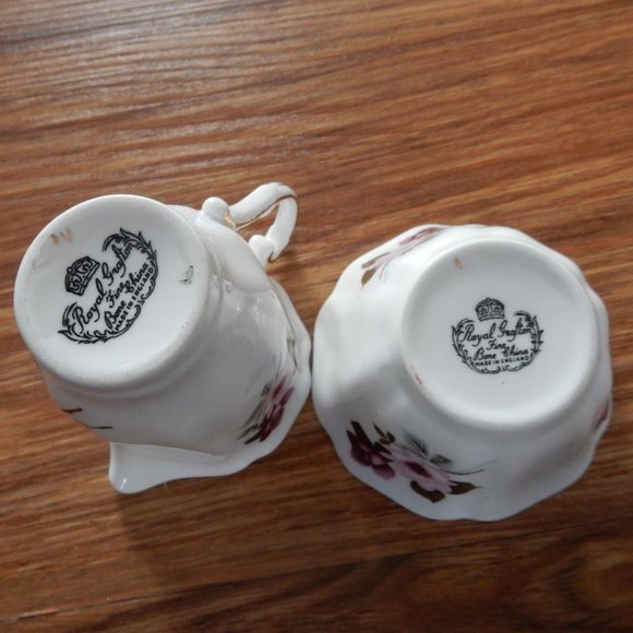 china cream & sugar - Picture 4 of 4